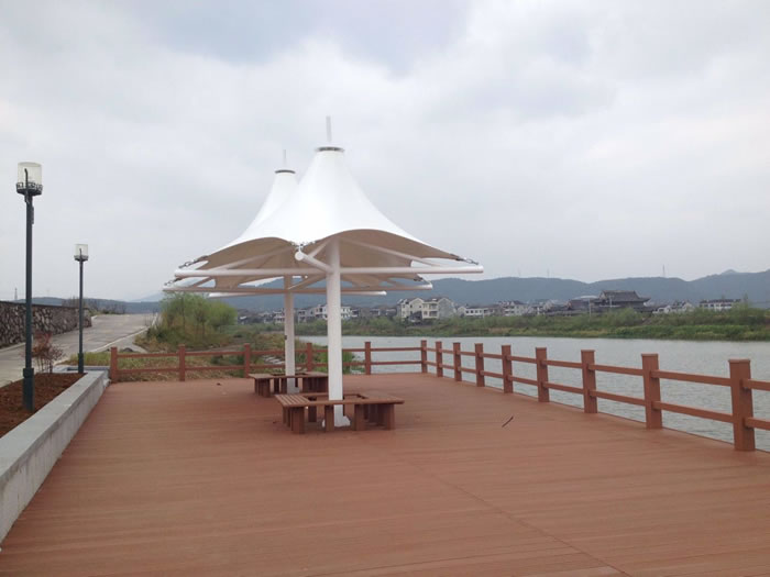 湖北塑木棧道.jpg